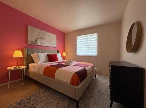 Montreal & Free Parking Comfy Cozy Pierrefonds Apts
