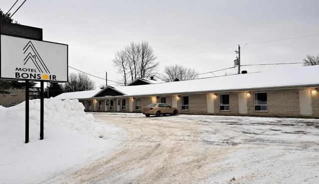 Motel Bonsoir in Joliette