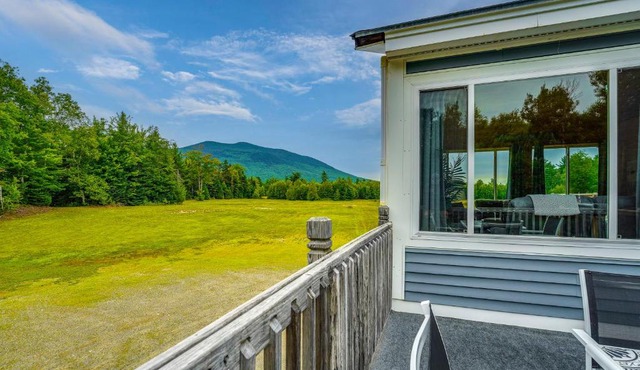 Mountain-View Maine Cabin: Ski, Hike & Bike!