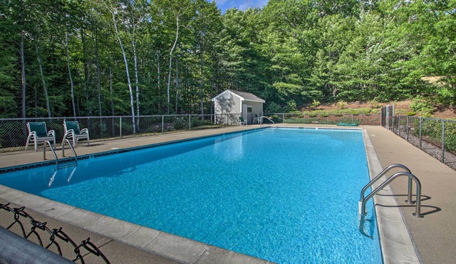 Mtn Views, On-Site Trails! Spacious Bartlett Home