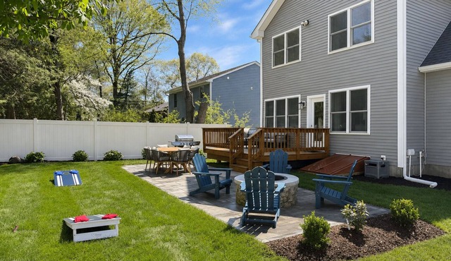 NEW Coastal Designer Escape I Private Beach + Near Newport