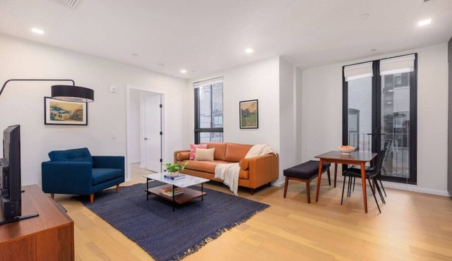 New! Gorgeous 2Br | Mission Hill