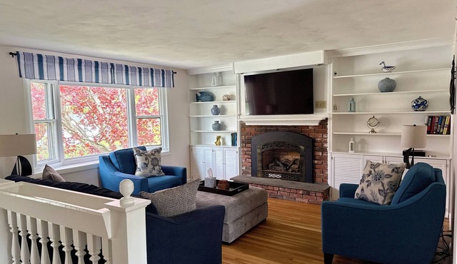 New in Narragansett! Newly renovated plus new furniture. 4 kayaks, central A/C