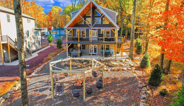 New Modern Luxury Lakeview Haven: Lake Access,HotTub, Game Room, FirePits, Ski