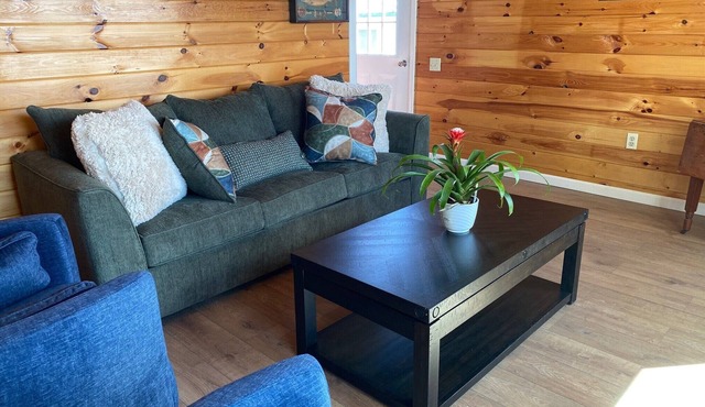 Newly renovated 2-bedroom Lake Champlain Cottage in Georgia, VT