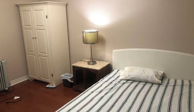 Newly Renovated Bright Suite in Quiet Neighborhood, Convenient