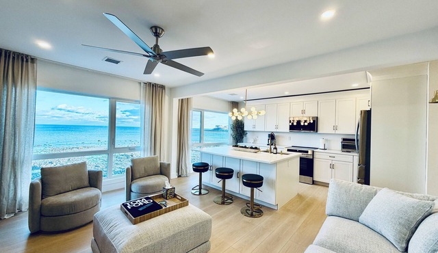 North Shore Luxury Suite