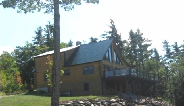 Now Booking for Summer 2026. Incredible Views. Sleeps 6. Dog Friendly