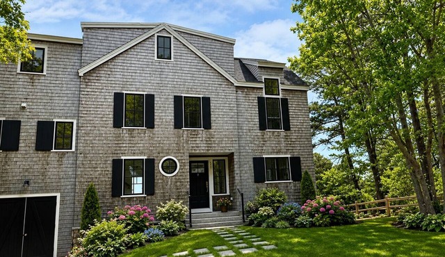 Ocean Front Retreat on Goose Rocks Beach!