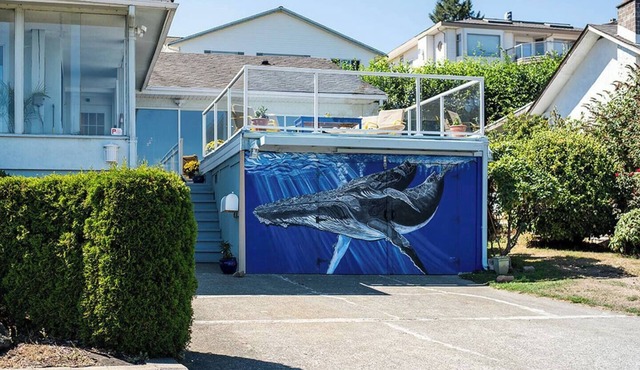 Oceanfront Central Seawalk Location | Patio, BBQ in Campbell River