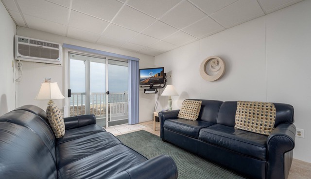 Oceanfront condos with 3 night minimum rentals and linens included!