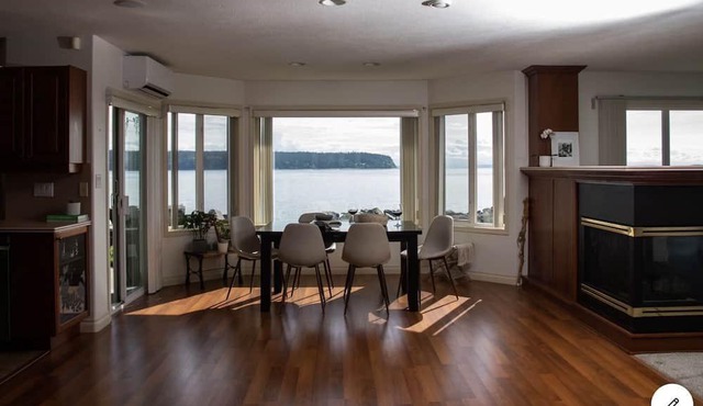 Oceanfront Home with Private Beach **New Listing** in Campbell River