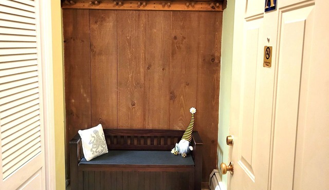 Official Seasons RMC Condo 22A - 2 bedrooms - sleeps 8 - No Fees