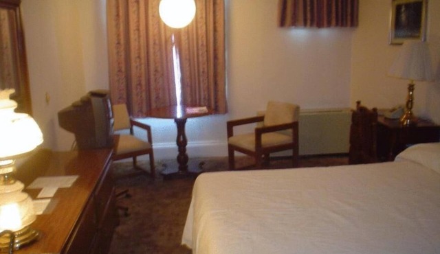 Old National Hotel