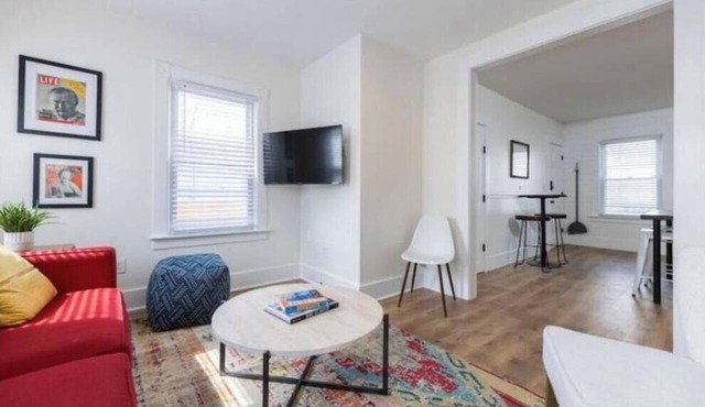 Open Plan Mystic Center, Big 2BR w/Parking