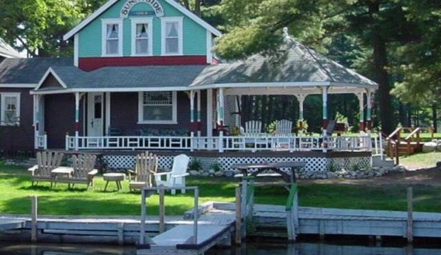 Ossipee Lake house, pet friendly