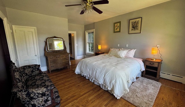 Peaceful Pawling Getaway. Great for nature, village stays, or quiet weekends.