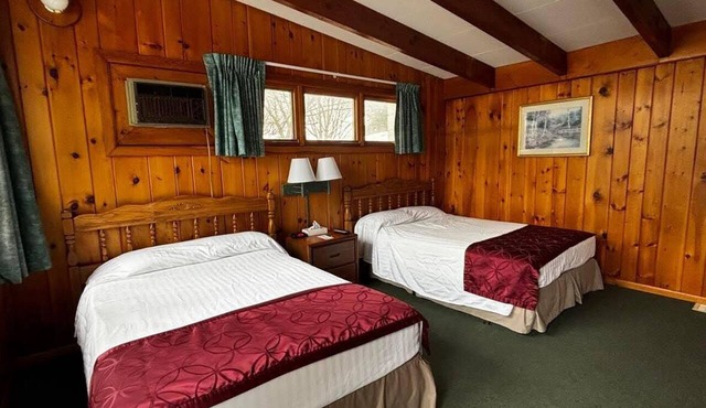 Perfect 1-bedroom hotel room in beautiful Hamilton - #315 Chenango