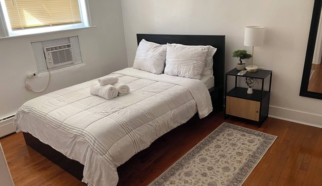 Perfect 2-bedroom townhome with AC in Philadelphia