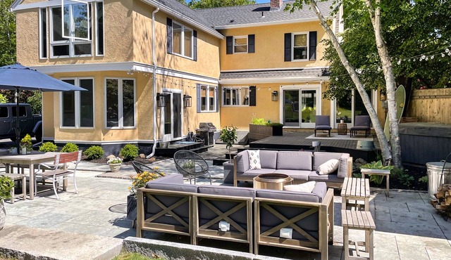 Perfect home for family gatherings on a dead-end street, walk to beach & town