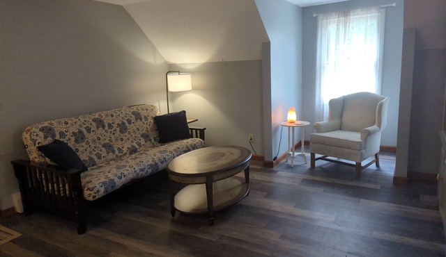 Pet Friendly & Family Friendly Second floor apartment with fenced in backyard!