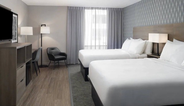 Pet-Friendly Stay in Boston near Museum of Science- 0.6 miles | Free Breakfast
