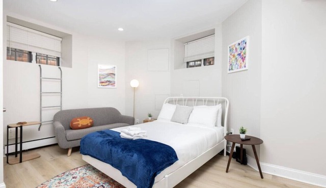 Petit Studio in Back Bay