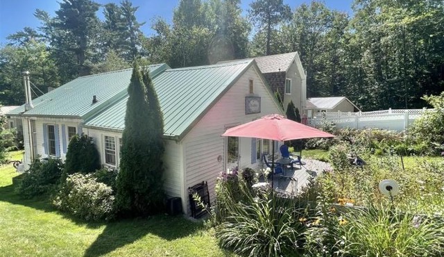 PINE TREE COTTAGE LIMIT 5 cottage in East Sebago