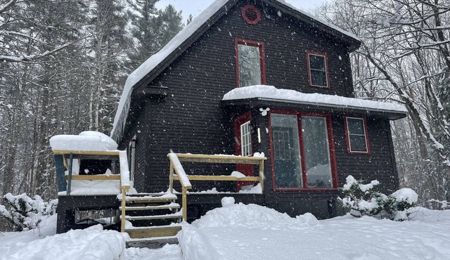 Plush Vermont ski + summer chalet in serene Jamaica Vermont!