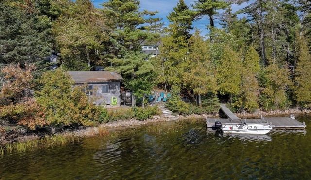 Pondside Cottage w/Dock & Patio! [Loons Nest]