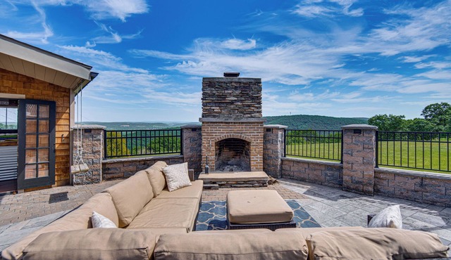 Pool, Hot Tub + Views: Spacious Danville Escape!