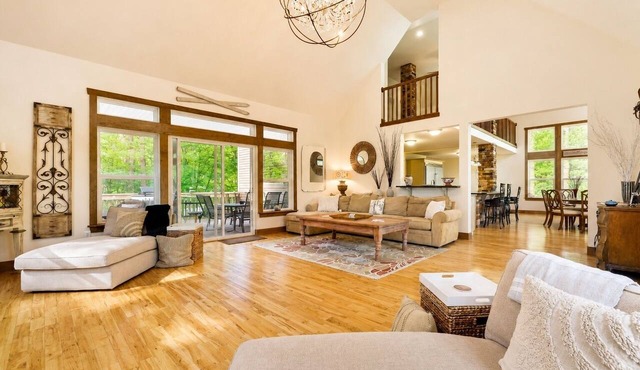 Powderhorn Ranch Luxury Masthope Retreat