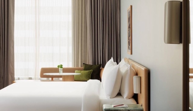 Premier King Room | The Atlas Hotel | Steps to Local Eateries | Near Harvard