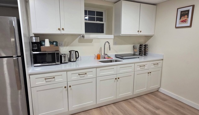 Private Basement Apartment with Private entrance - No shared Spaces