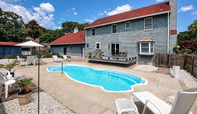 Private Home with Pool Near Ocean City & Sea Isle Near Golf Courses & More