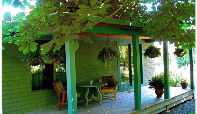 Private one bedroom Bar Harbor cottage bordering Acadia National Park