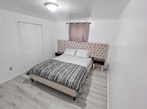 Private Room With Attached Washroom D8