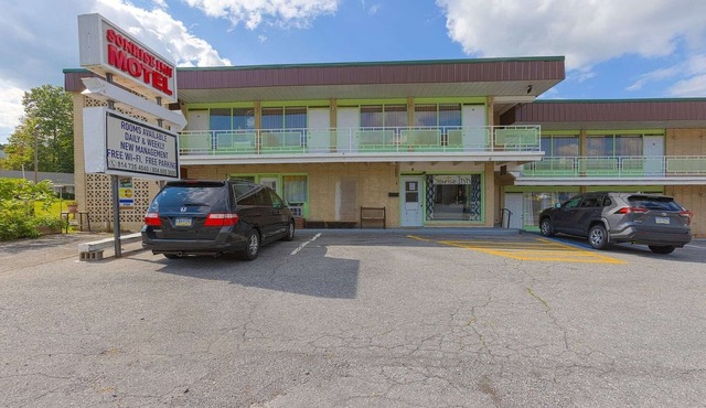 Queen Bed|Smk|Breezewood