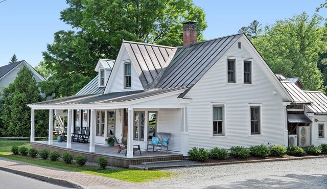 Quintessential Vermont Charm in the Heart of Stowe Village