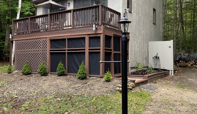 Renovated 3 bedroom 2 bath Smart Home in desirable Waterville Valley Estates