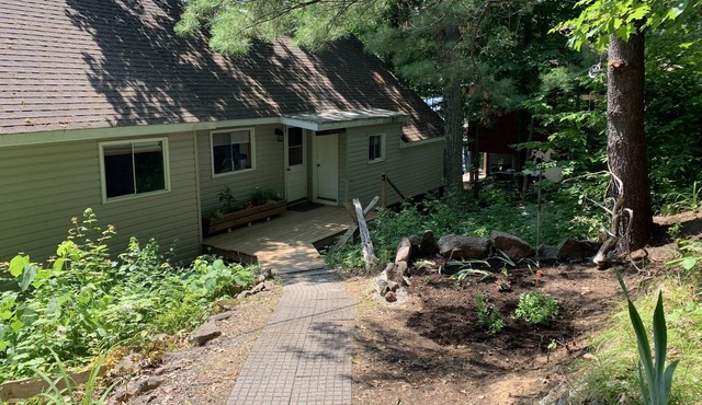 Renovated Cottage On Beautiful Lot