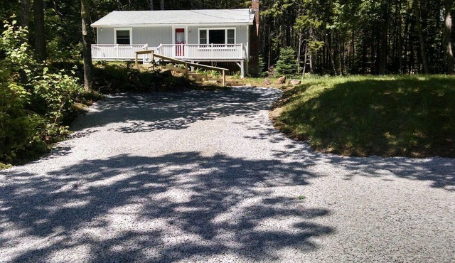 Rest And Relax In Comfort While Exploring Mid-Coast Maine!