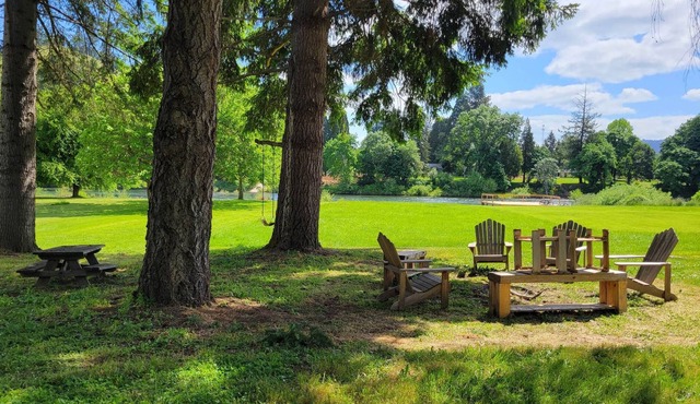 Riverfront in Roseburg