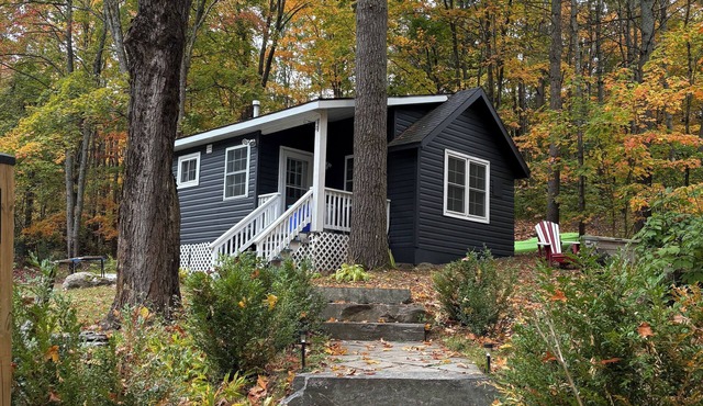 Riverside Blue… Your cozy guesthouse for all things Muskoka.!