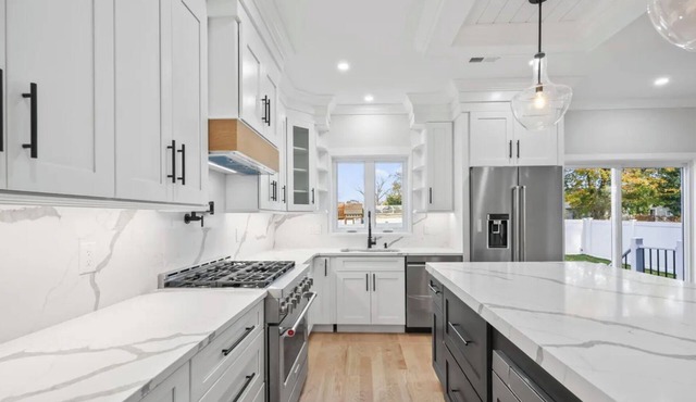 Salt Air Escape Beautiful house in charming Long Branch
