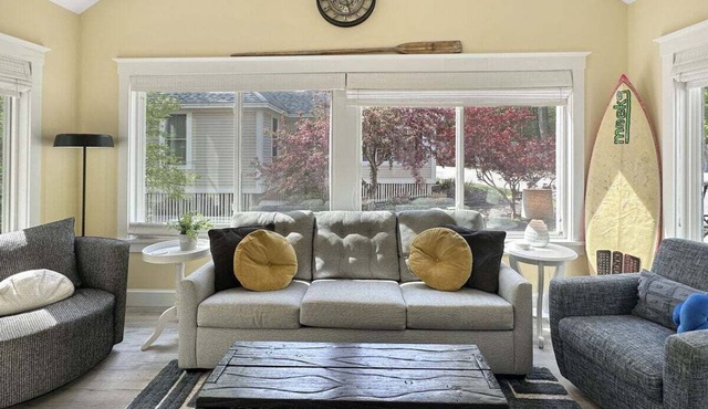 Seaglass Village 125: Coastal Retreat Cottage