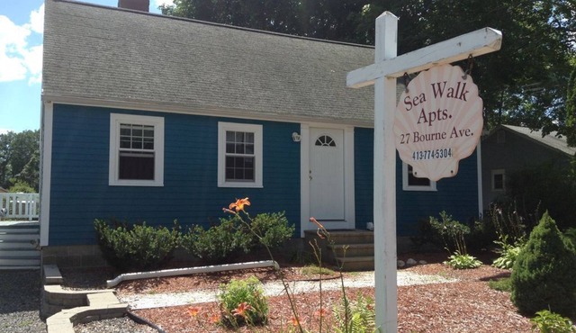 Seawalk Apartments on Ogunquit line