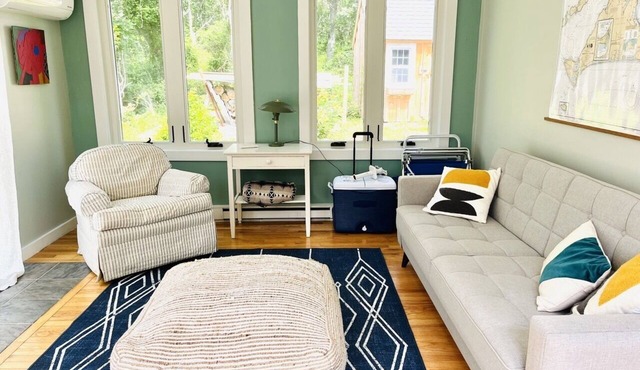 Secluded Aquinnah Cottage