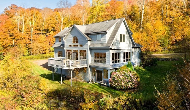 Serene Mountainside Retreat with Panoramic Views & Game Room in Bovina, New York