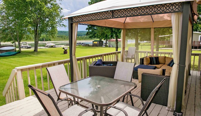 Serenity on Lamoka, a perfect family cottage.